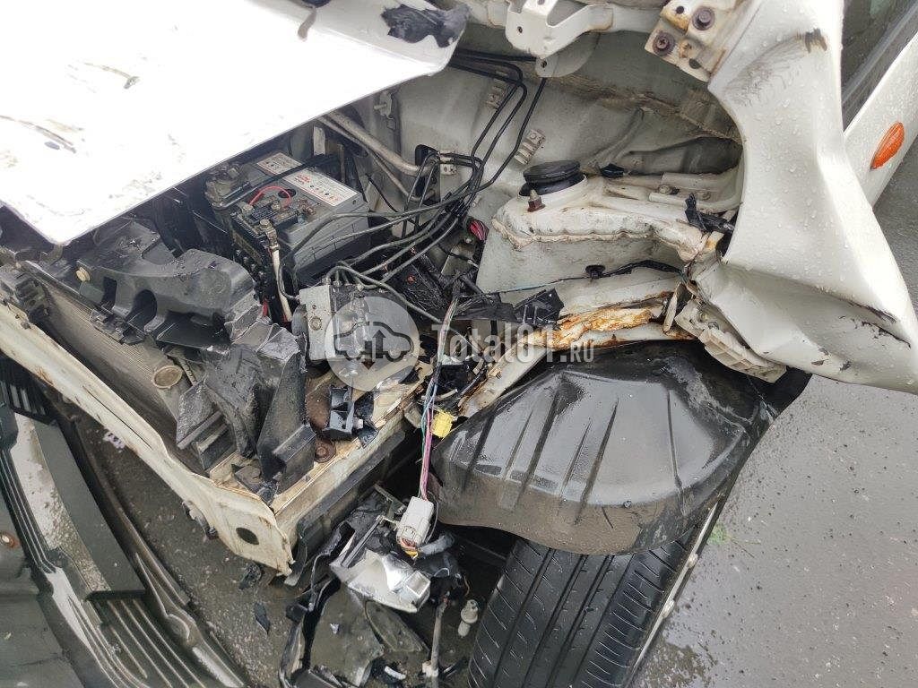 Фото Mitsubishi i 228
