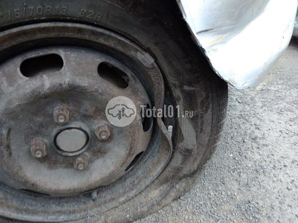 Фото Mazda Demio 156