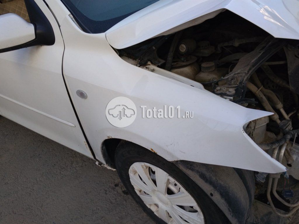 Фото Mazda Demio 64