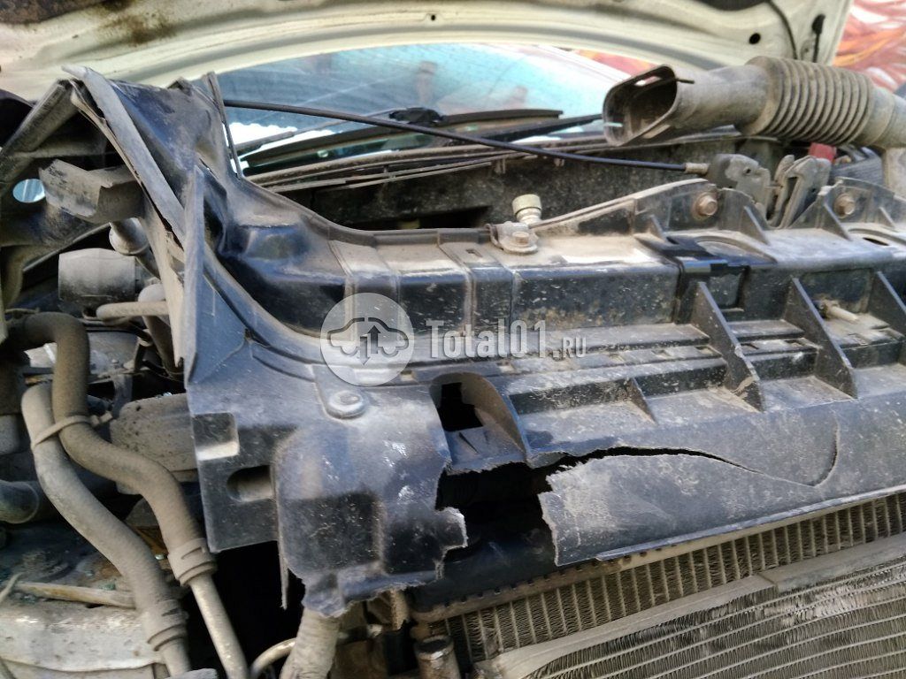 Фото Mazda Demio 132