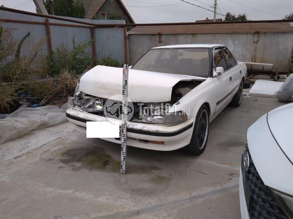 Фото Toyota Mark II 12