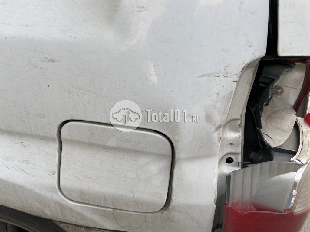 Фото Mazda Demio 30