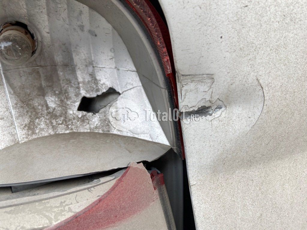 Фото Mazda Demio 70