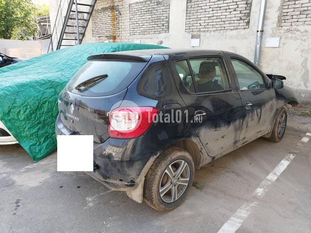 Фото Renault Sandero 36