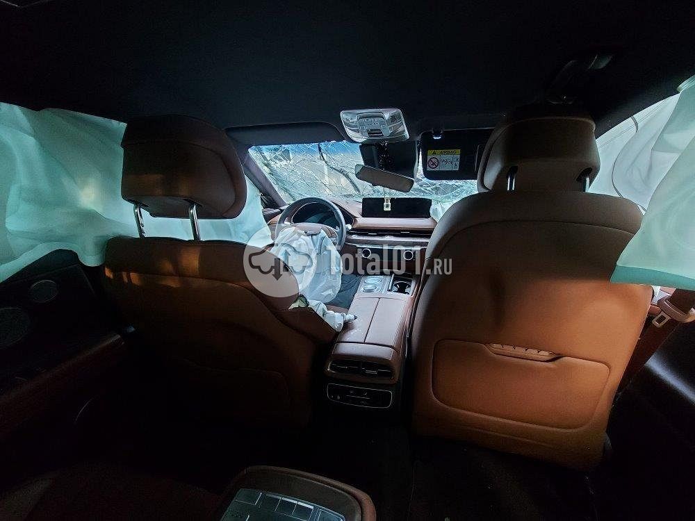 Фото Genesis G80 102