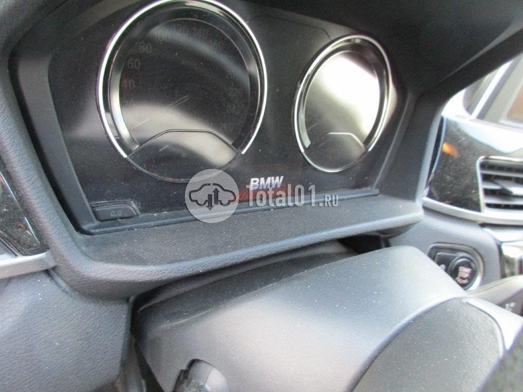 Фото BMW X1 14