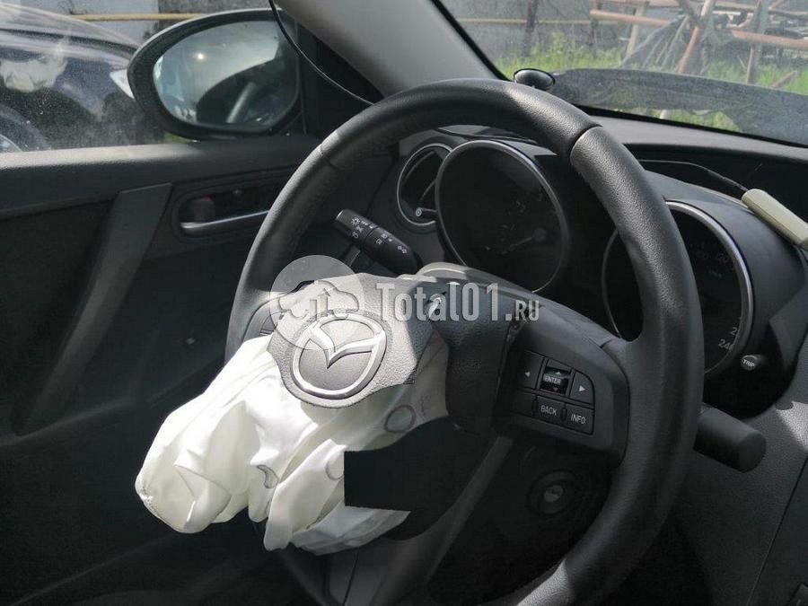 Фото Mazda 3 138