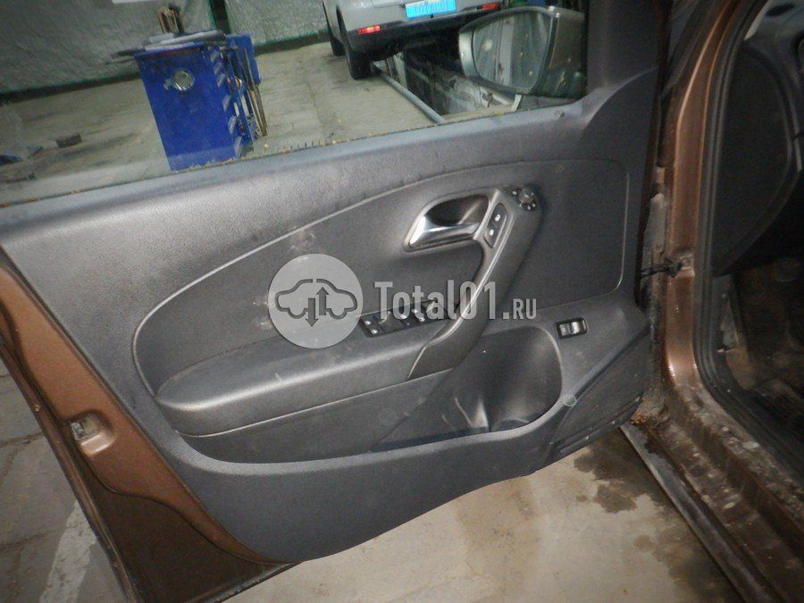 Фото Volkswagen Polo 22