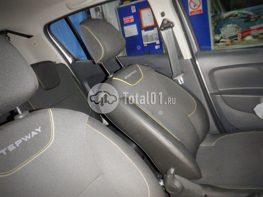 Фото Renault Sandero Stepway 32