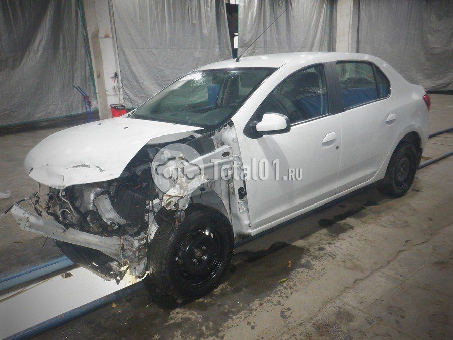 Фото Renault Logan 8