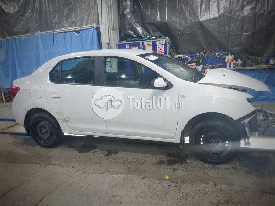 Фото Renault Logan 10
