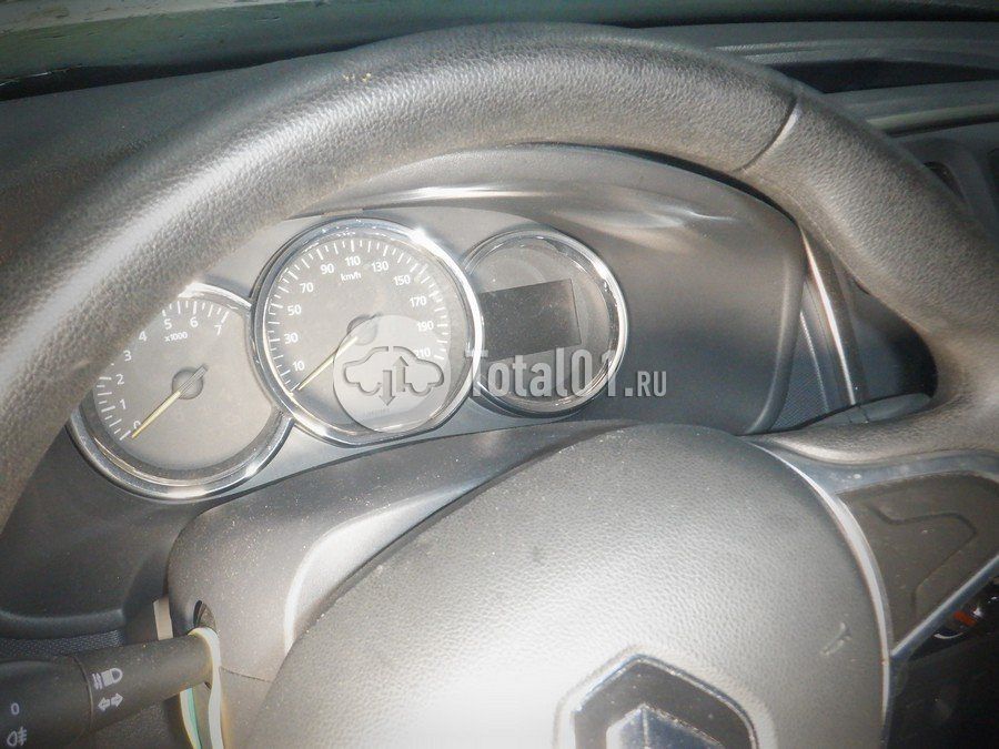Фото Renault Logan 28