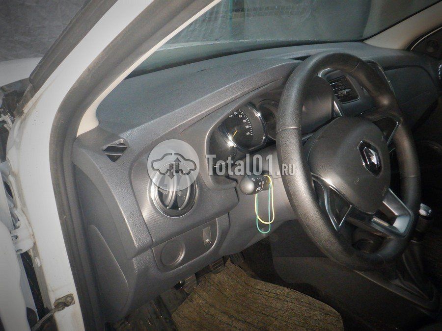 Фото Renault Logan 32