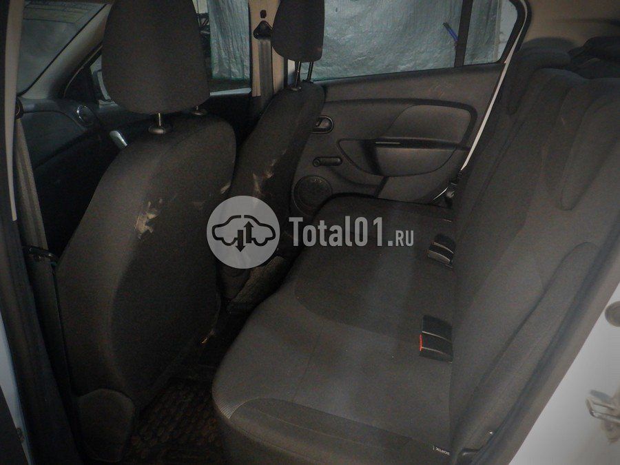 Фото Renault Logan 42