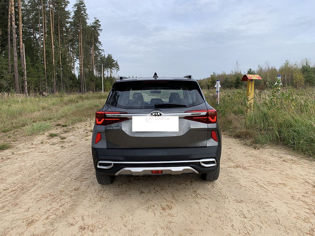 Фото KIA Seltos 12