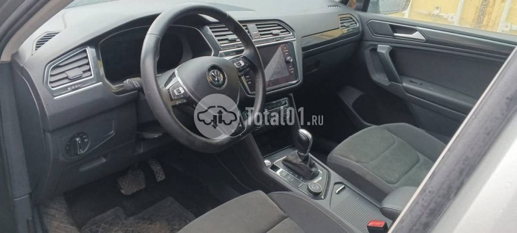 Фото Volkswagen Tiguan 6