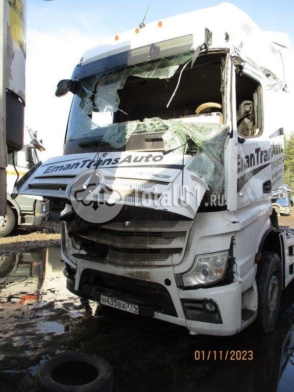 Фото Mercedes-Benz Actros 1851 2