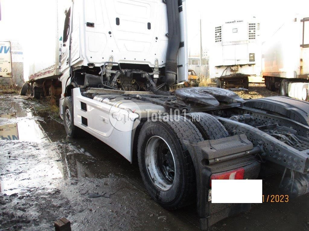 Фото Mercedes-Benz Actros 1851 6