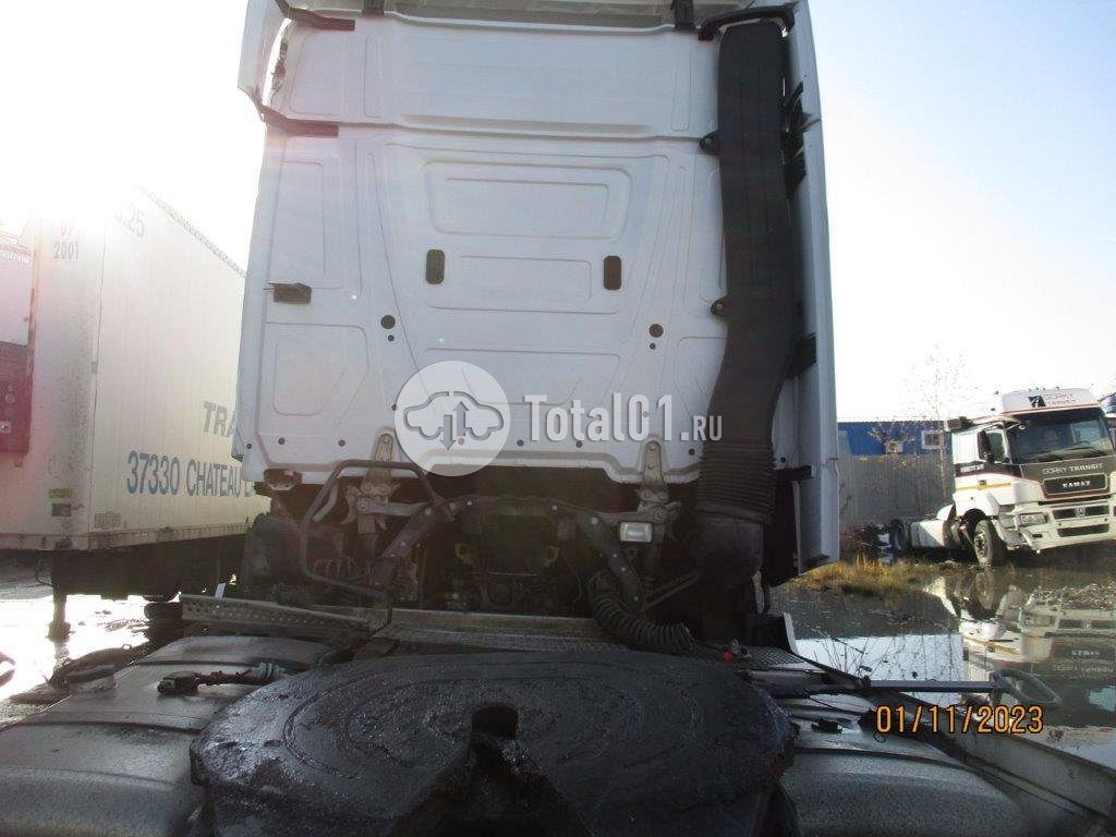 Фото Mercedes-Benz Actros 1851 26