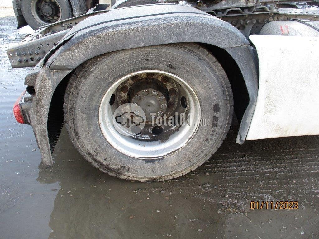Фото Mercedes-Benz Actros 1851 242