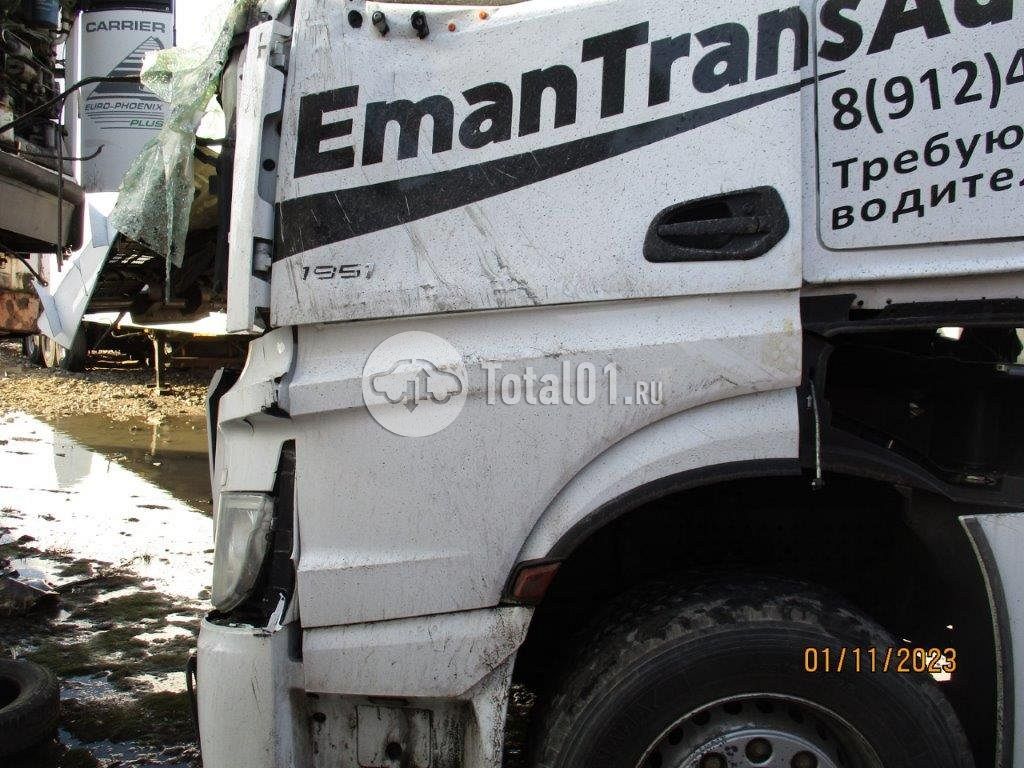 Фото Mercedes-Benz Actros 1851 442