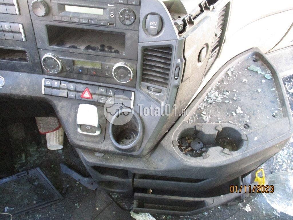 Фото Mercedes-Benz Actros 1851 644