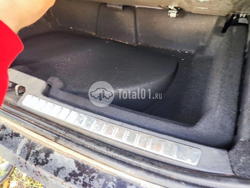 Фото Volvo XC90 54