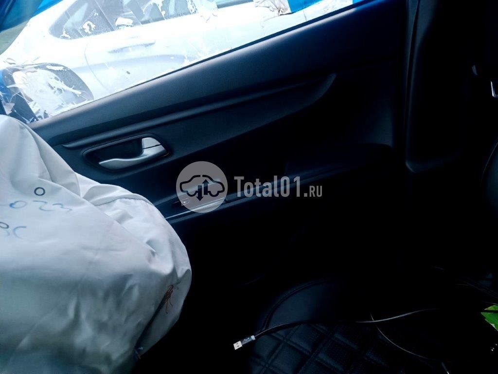 Фото KIA Rio 38