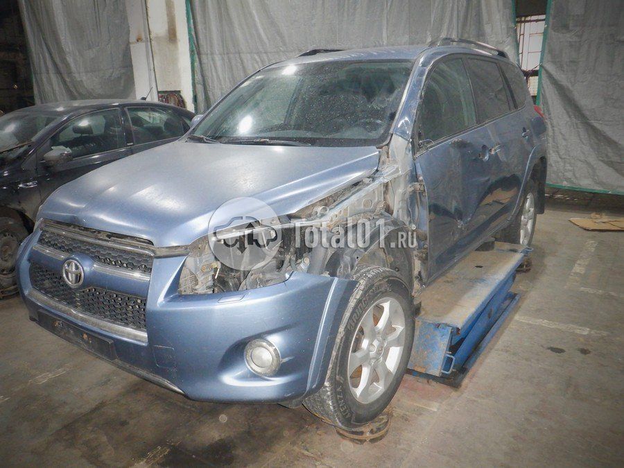Фото Toyota RAV4 6