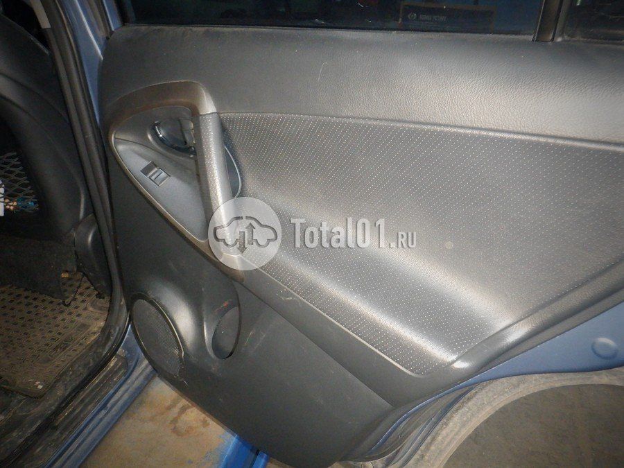 Фото Toyota RAV4 34