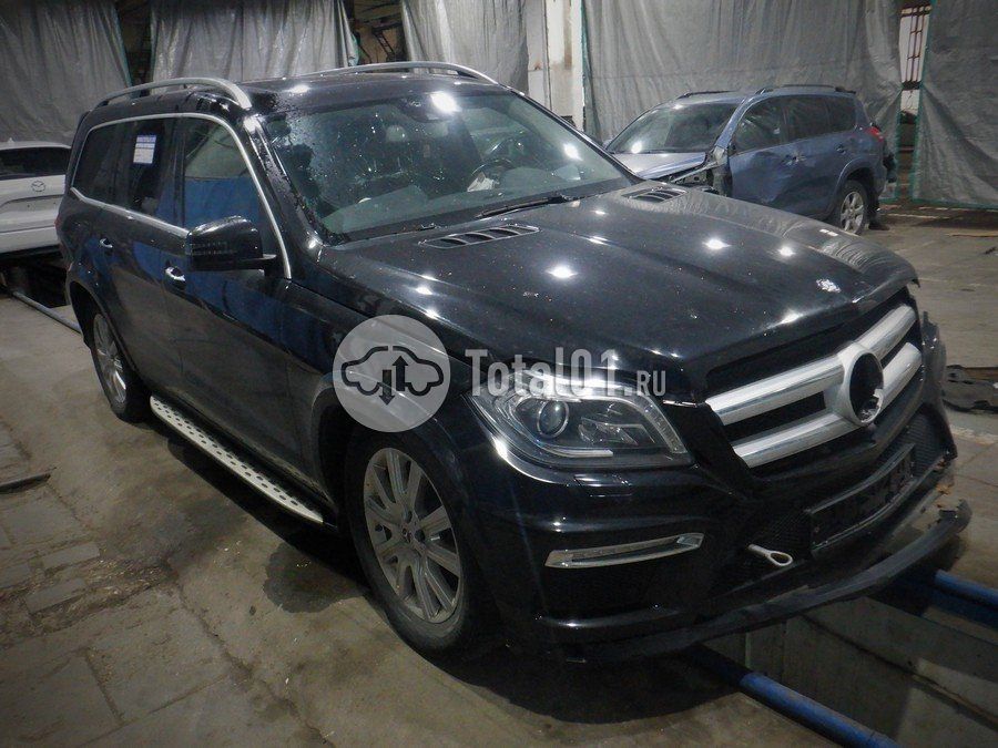 Фото Mercedes-Benz GL-класс 2
