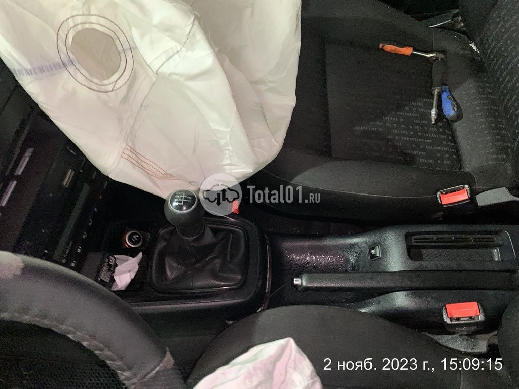 Фото Volkswagen Golf Variant 248