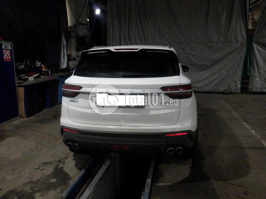 Фото Geely Coolray 4