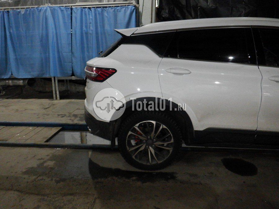 Фото Geely Coolray 42