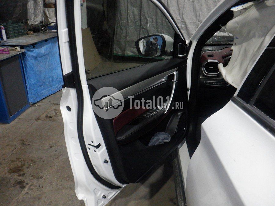 Фото Geely Coolray 162