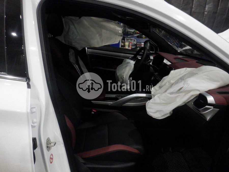 Фото Geely Coolray 208