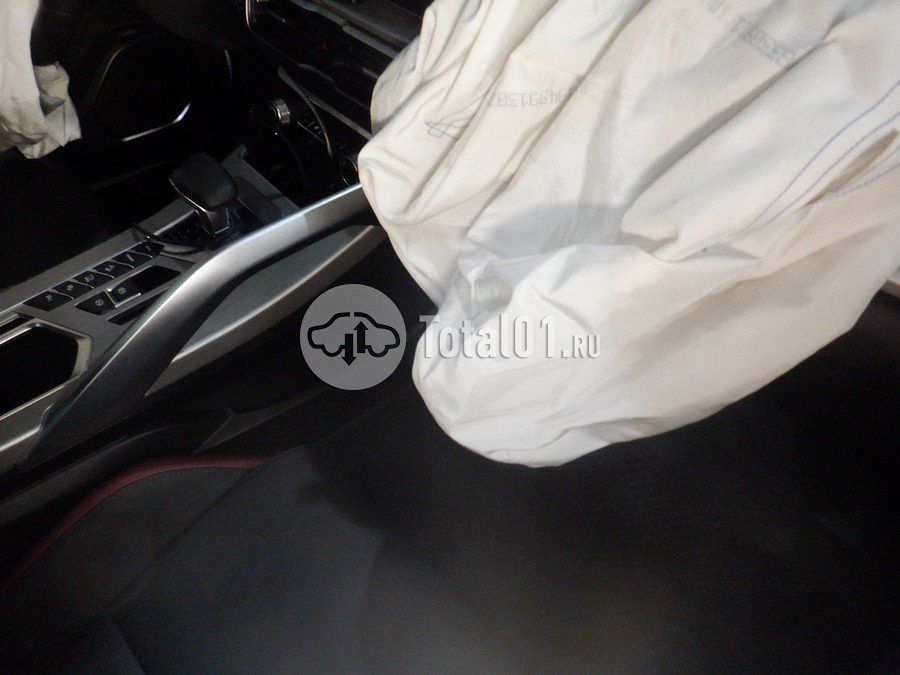 Фото Geely Coolray 212