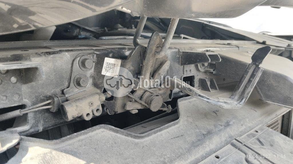 Фото Hyundai Santa Fe 240