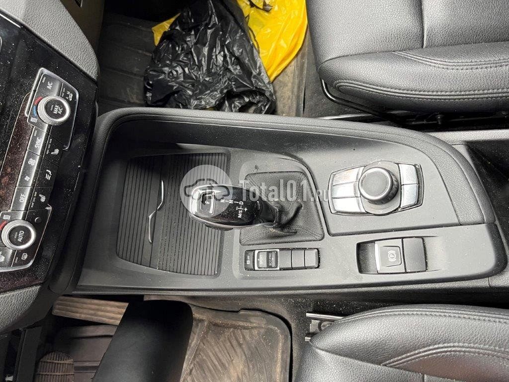Фото BMW X1 118