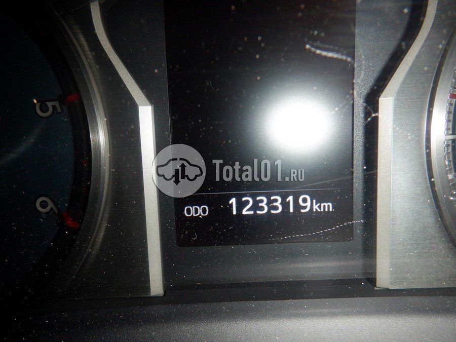 Фото Toyota Land Cruiser Prado 32