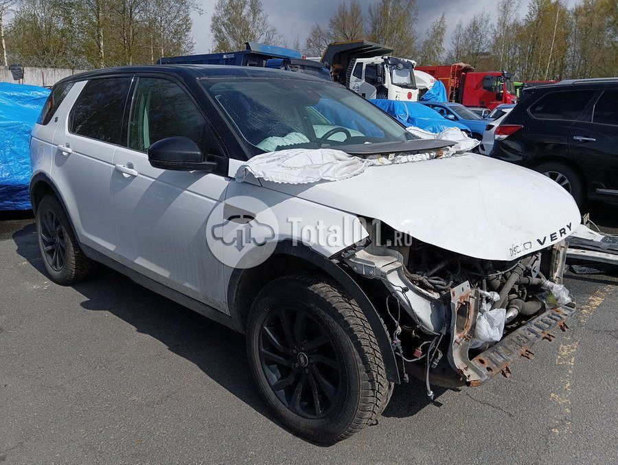 Фото Land Rover Discovery Sport 2