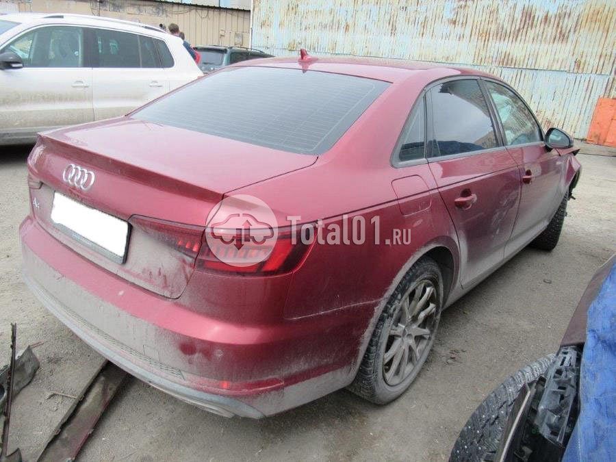 Фото Audi A4 16