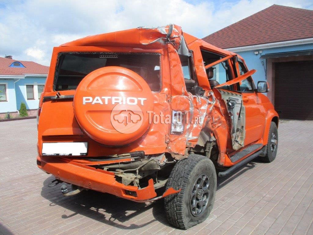 Фото УАЗ Patriot 4