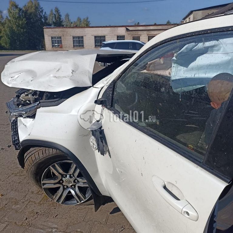 Фото Toyota Fortuner 38