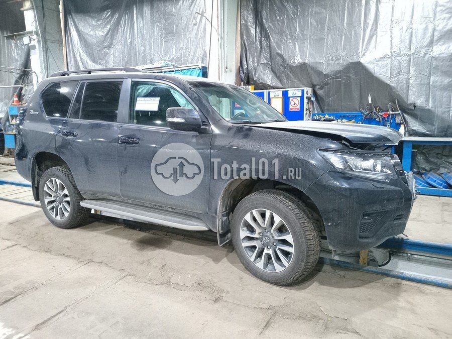 Фото Toyota Land Cruiser Prado 10