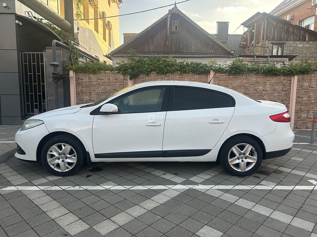 Фото Renault Fluence 6