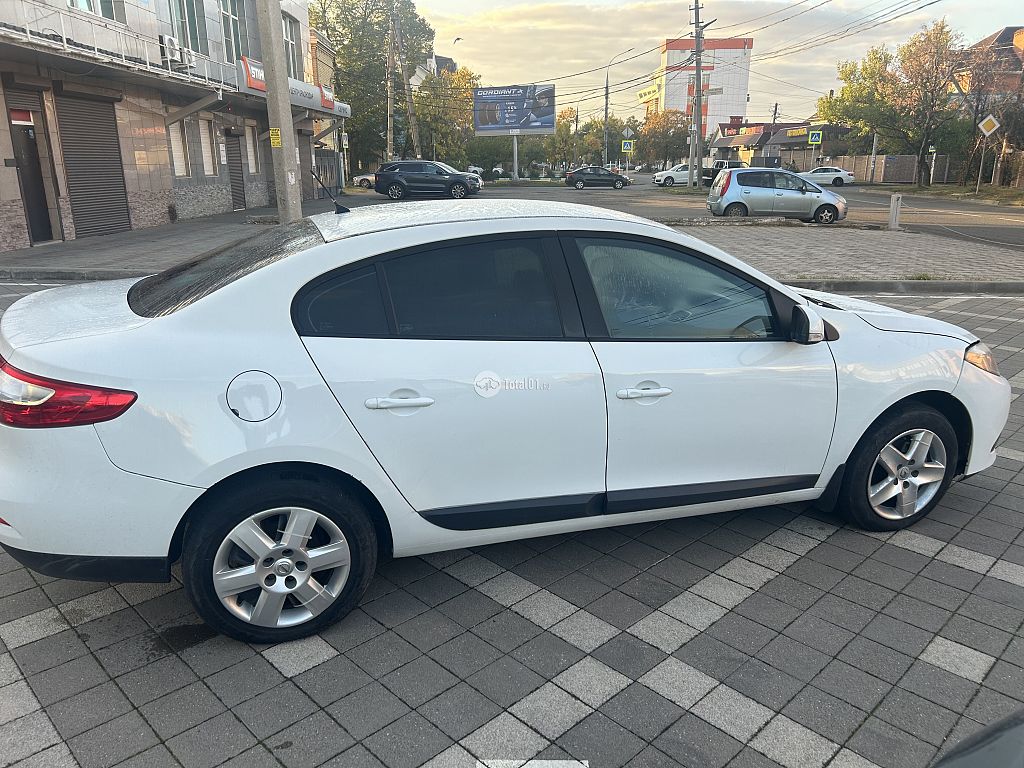 Фото Renault Fluence 16