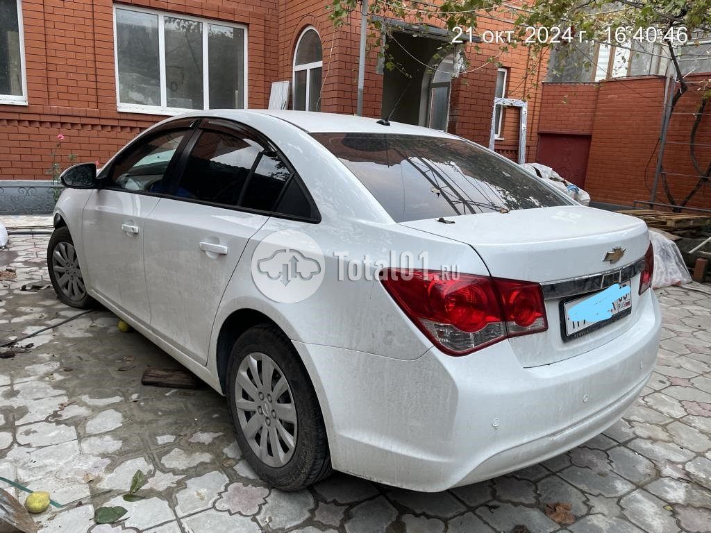 Фото Chevrolet Cruze 82