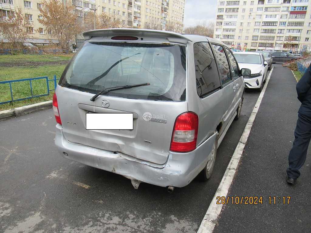 Фото Mazda MPV 2