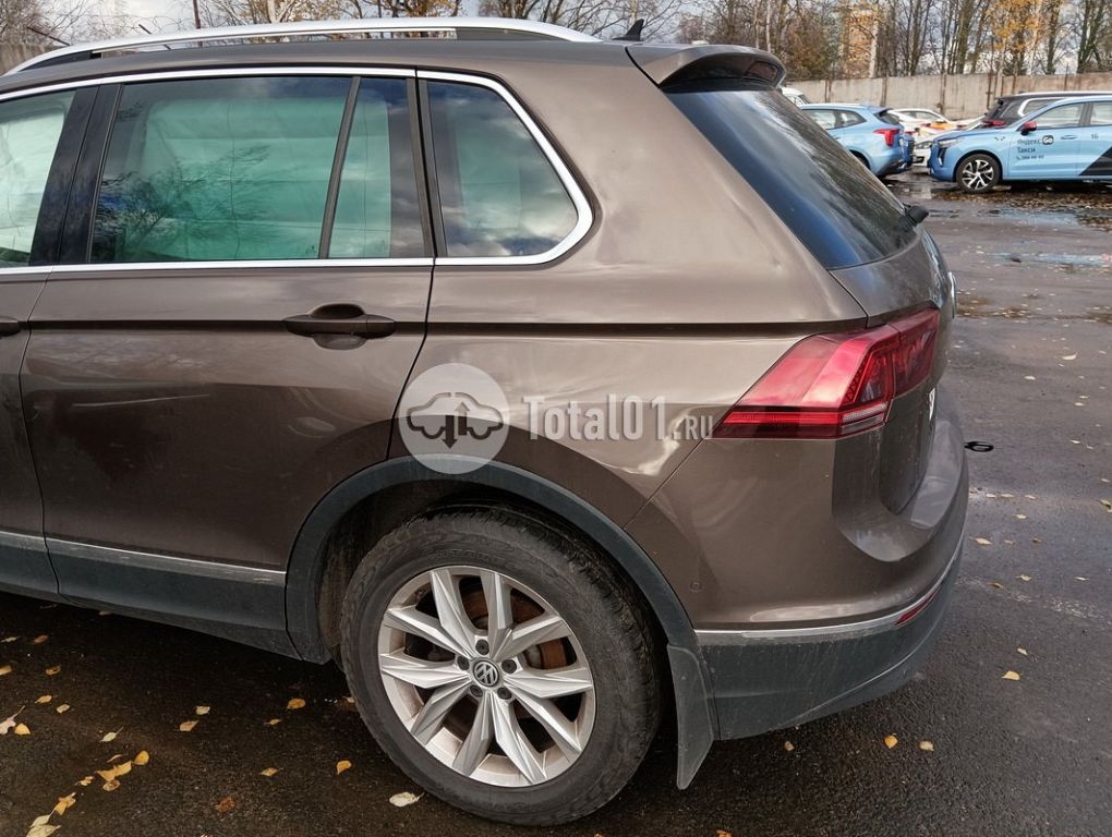 Фото Volkswagen Tiguan 28